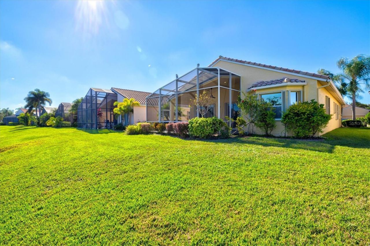 6511 43rd Court E, Sarasota, FL 34243 Photo