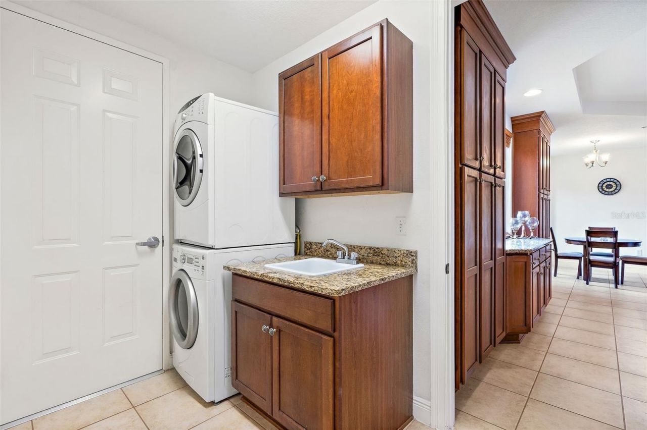 43 Bayview Court S, Unit A, Saint Petersburg, FL 33711 Photo