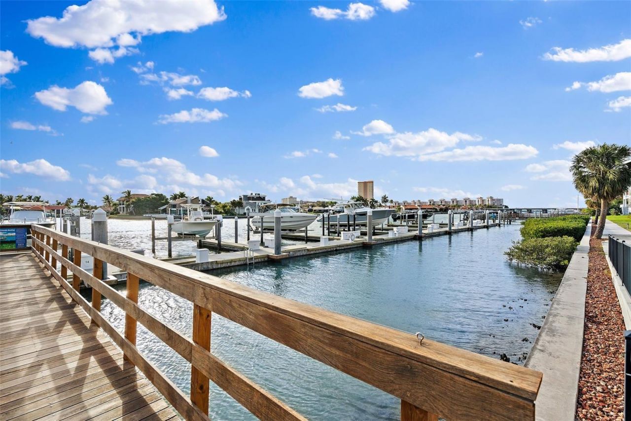 43 Bayview Court S, Unit A, Saint Petersburg, FL 33711 Photo