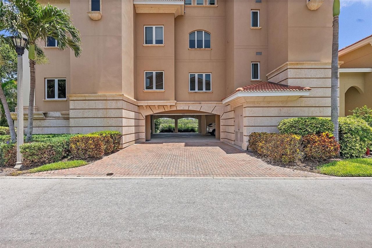 43 Bayview Court S, Unit A, Saint Petersburg, FL 33711 Photo