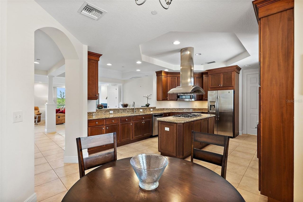 43 Bayview Court S, Unit A, Saint Petersburg, FL 33711 Photo