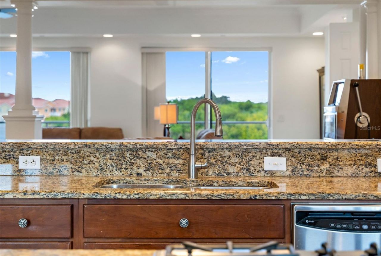 43 Bayview Court S, Unit A, Saint Petersburg, FL 33711 Photo