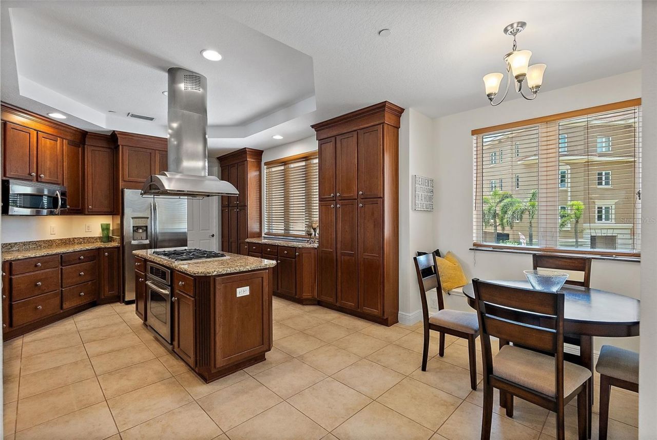 43 Bayview Court S, Unit A, Saint Petersburg, FL 33711 Photo