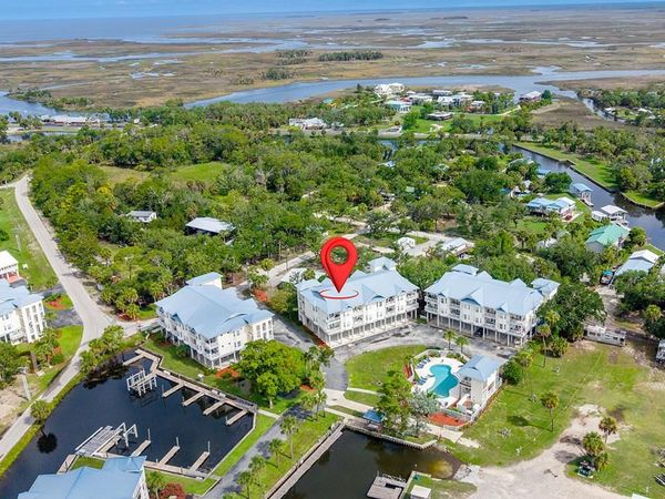 54-U118 SE 910th Ave, Unit 118, Suwannee, FL 32692