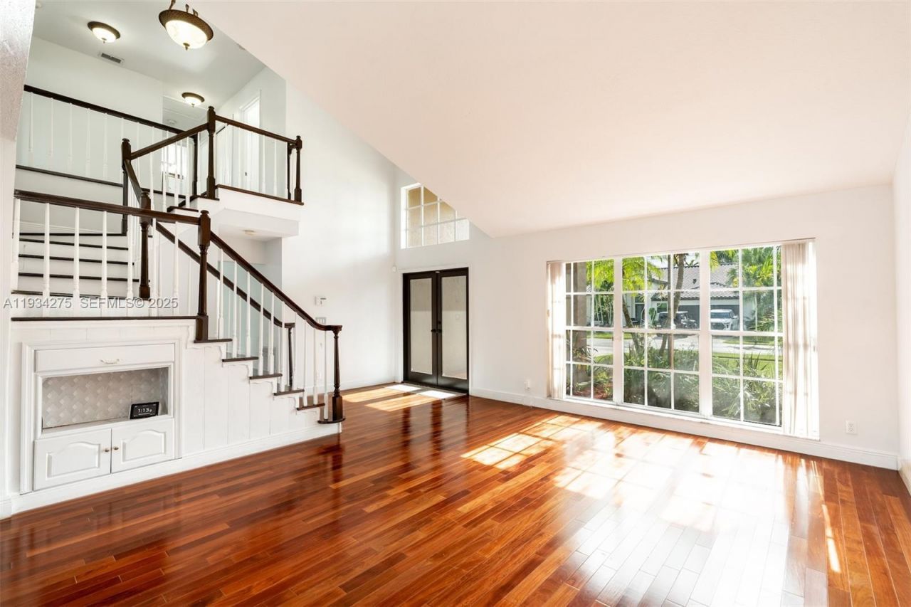 19313 NW 11th St, Pembroke Pines, FL 33029 Photo