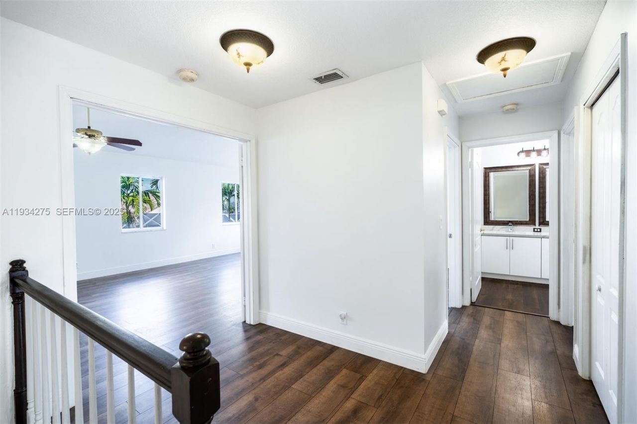 19313 NW 11th St, Pembroke Pines, FL 33029 Photo