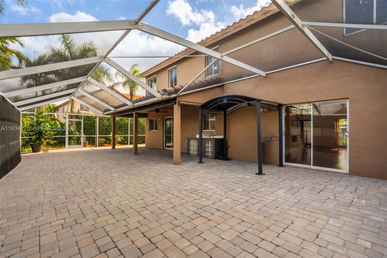 19313 NW 11th St, Pembroke Pines, FL 33029 Photo