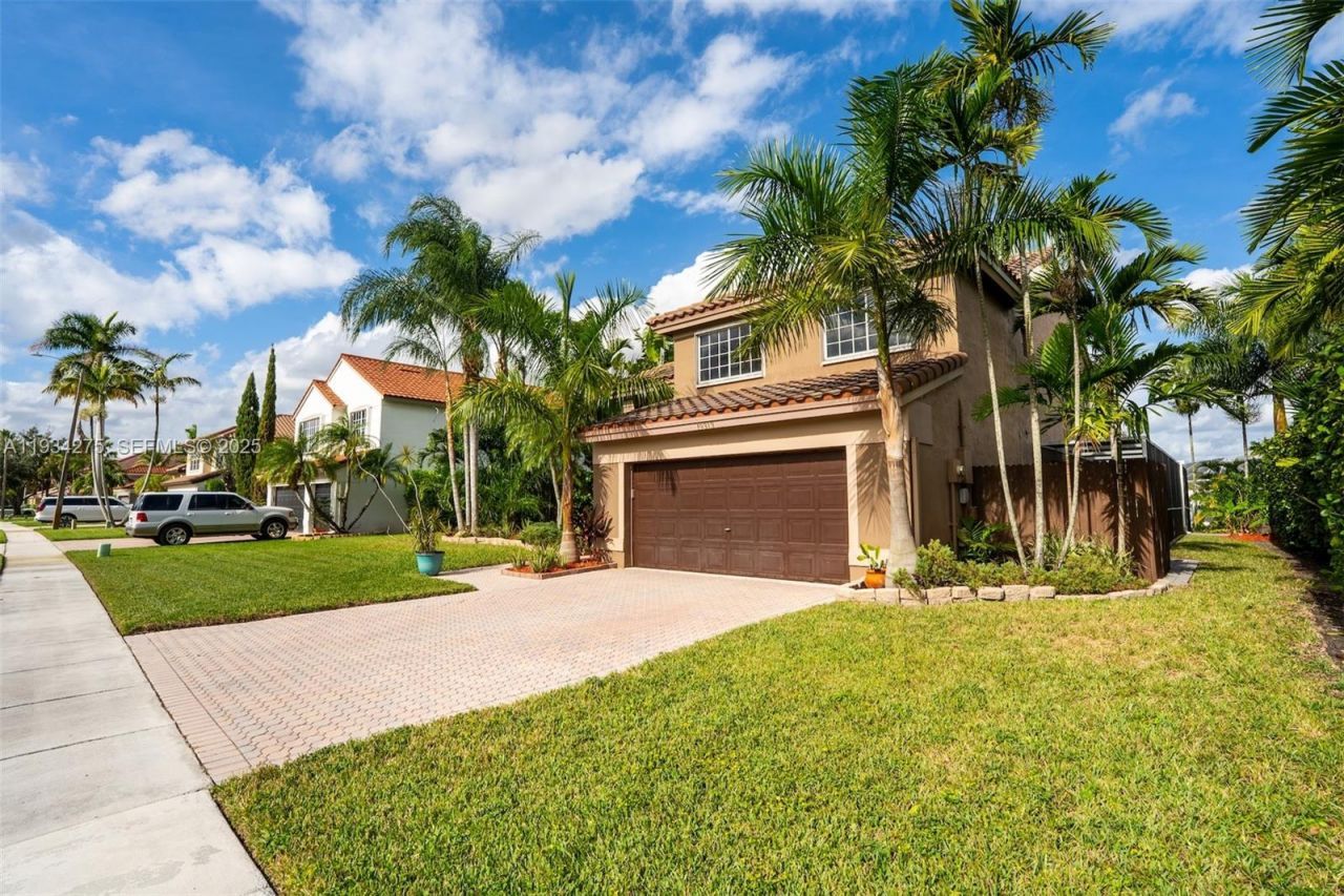 19313 NW 11th St, Pembroke Pines, FL 33029 Photo