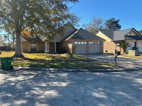 756 LEMOYNE Drive, LaPlace, LA 70068