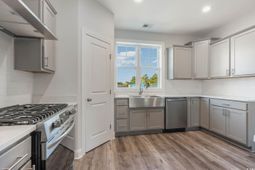 93 Seapine Dr. photo 4