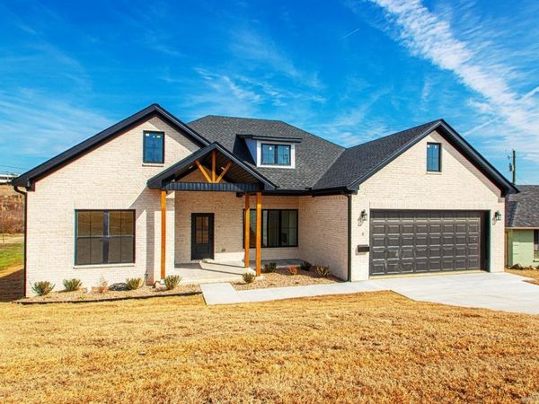 8 Cobble Hill Road, Little Rock, AR 72211