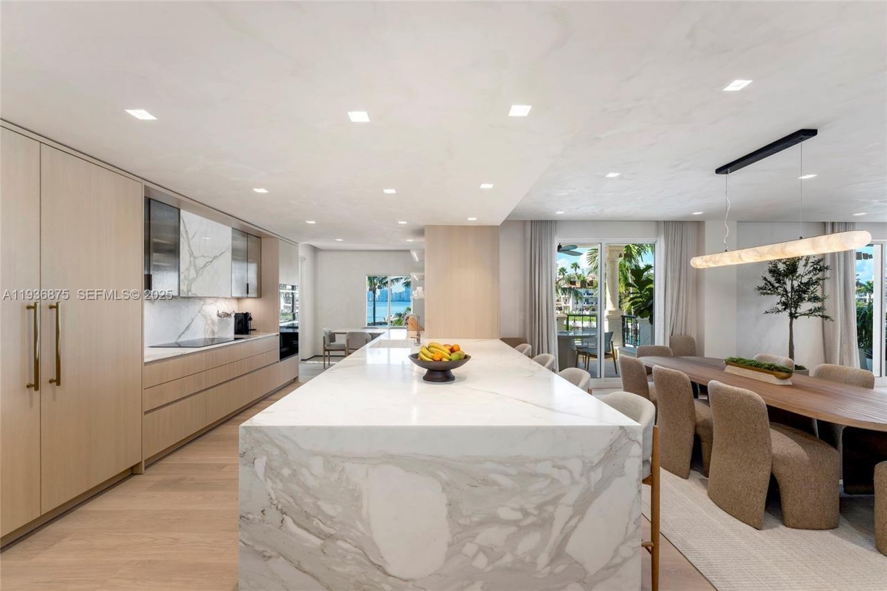 2521 Fisher Island Dr, Unit 6201, Miami Beach, FL 33109 Photo