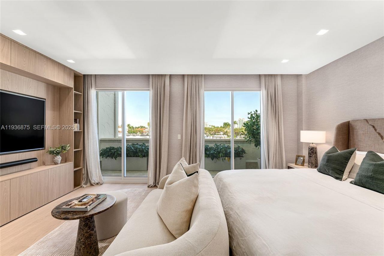 2521 Fisher Island Dr, Unit 6201, Miami Beach, FL 33109 Photo