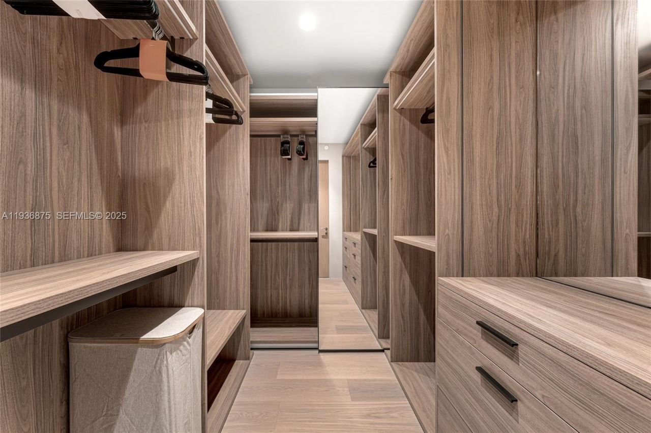 2521 Fisher Island Dr, Unit 6201, Miami Beach, FL 33109 Photo