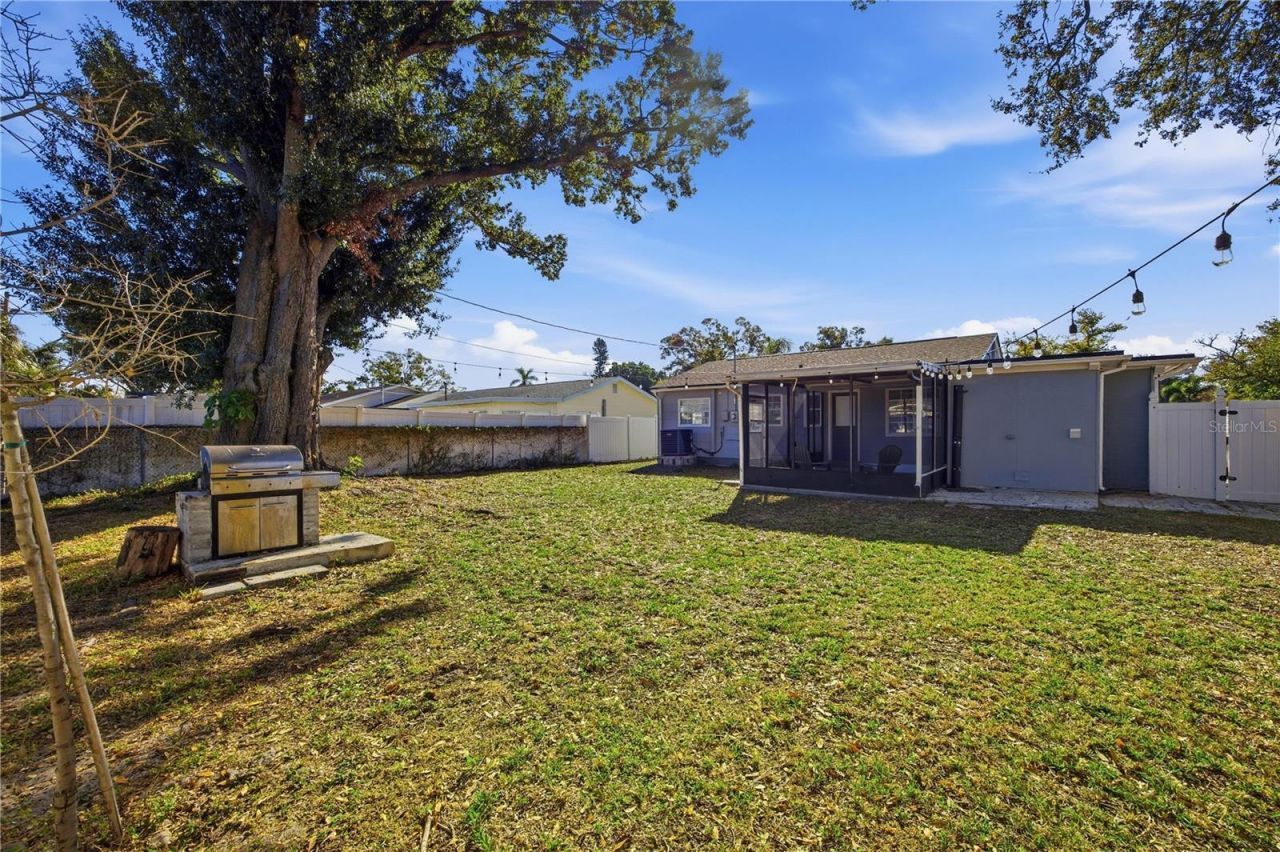 551 84th Avenue N, Saint Petersburg, FL 33702 Photo