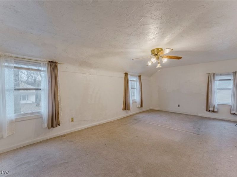 19814 Wickfield Avenue, Warrensville Heights, OH 44122 Photo 12