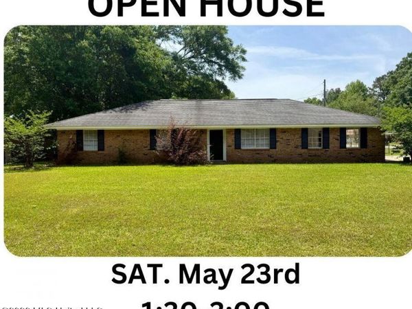 301 W Ray Drive, Hattiesburg, MS 39402