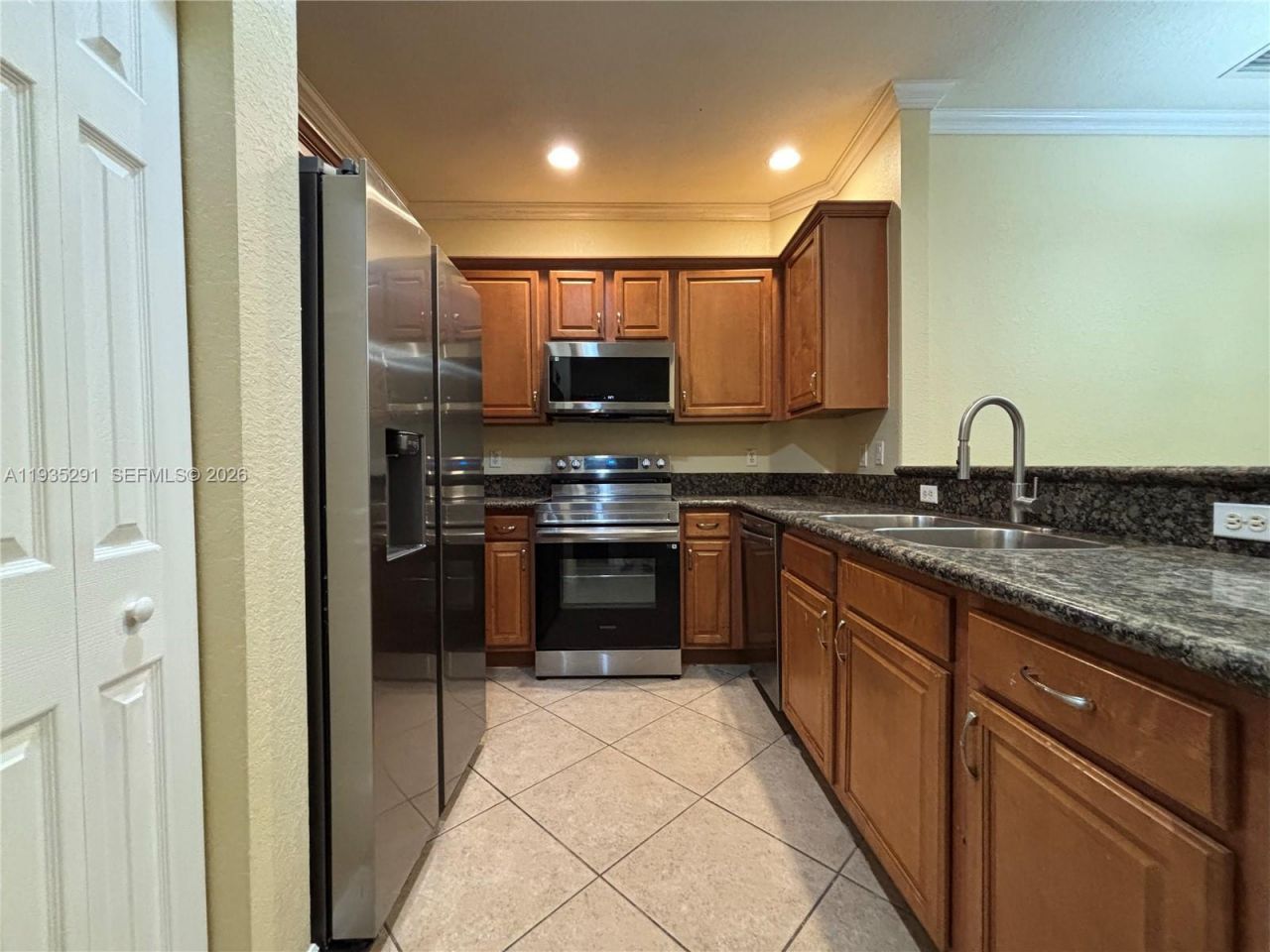 9053 Plymouth Pl, Tamarac, FL 33321 Photo