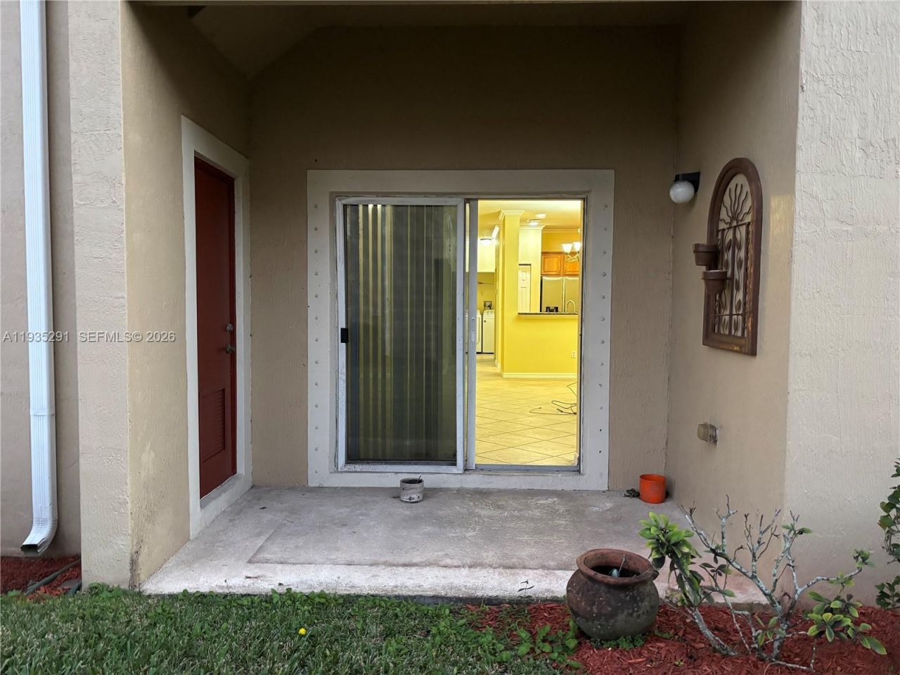 9053 Plymouth Pl, Tamarac, FL 33321 Photo