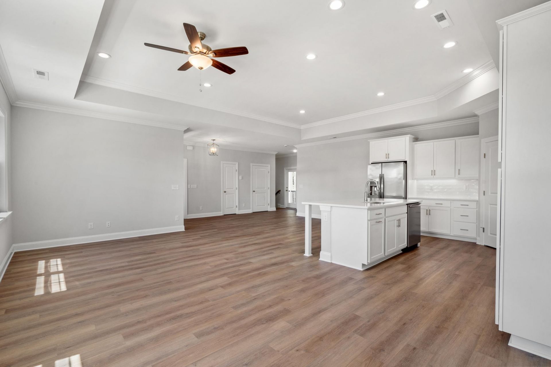 83 Seapine Dr. Photo 12