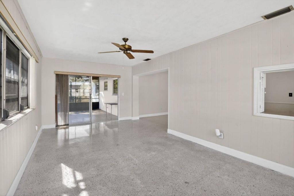 121 NW 77th Way, Pembroke Pines, FL 33024 Photo