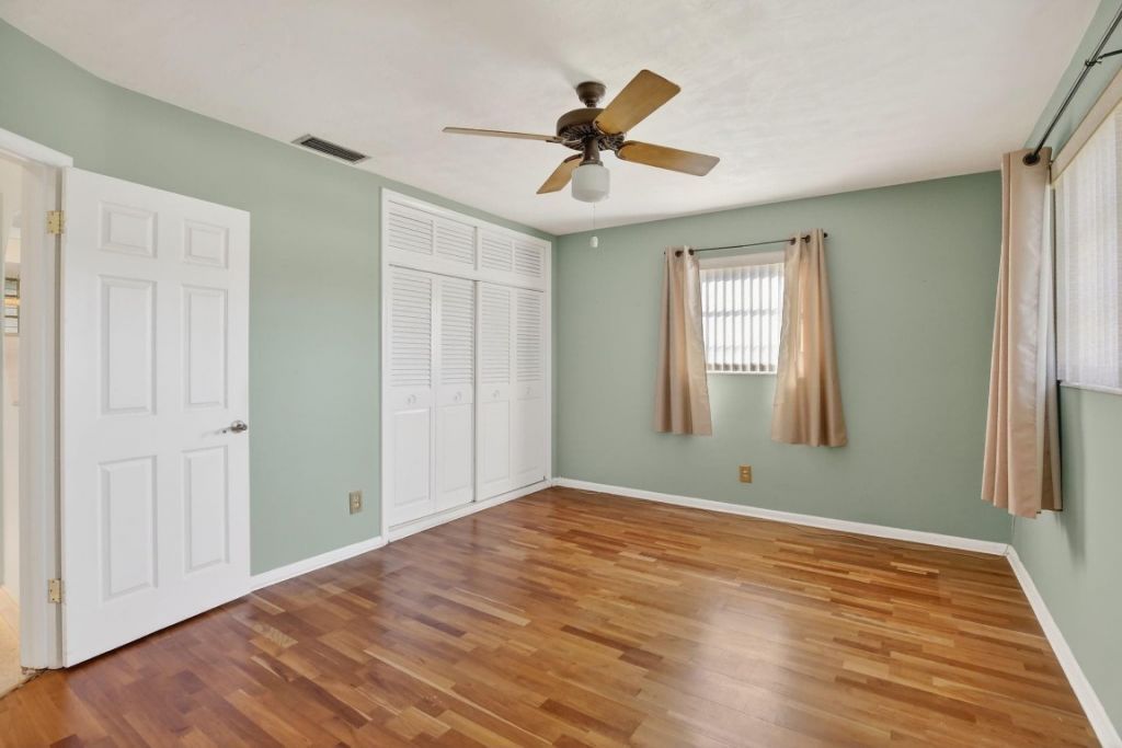 121 NW 77th Way, Pembroke Pines, FL 33024 Photo