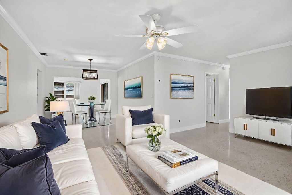 121 NW 77th Way, Pembroke Pines, FL 33024 Photo