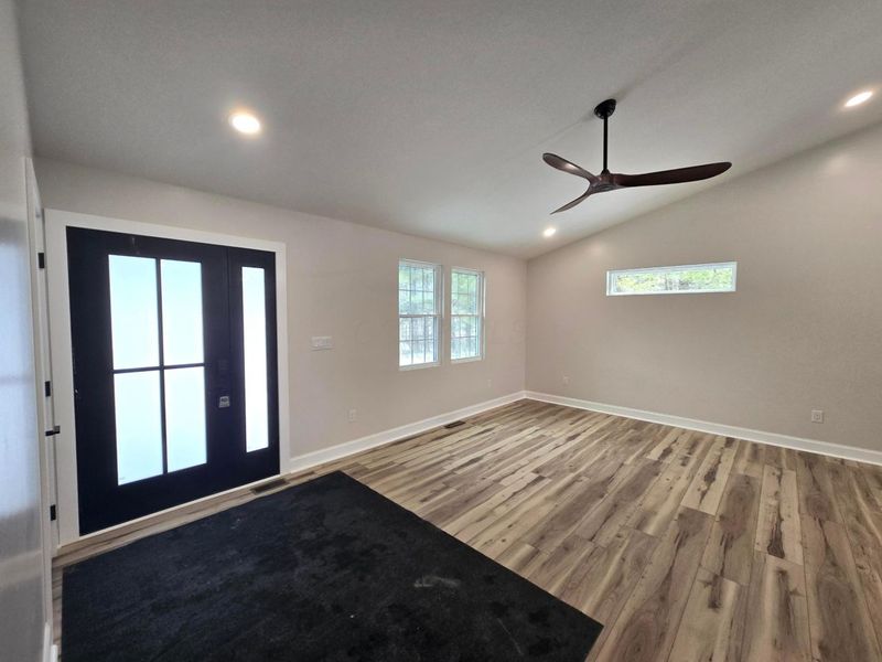 2116 Apple Valley Drive, Howard, OH 43028 Photo 2