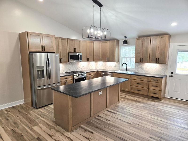 2116 Apple Valley Drive, Howard, OH 43028 Photo 7