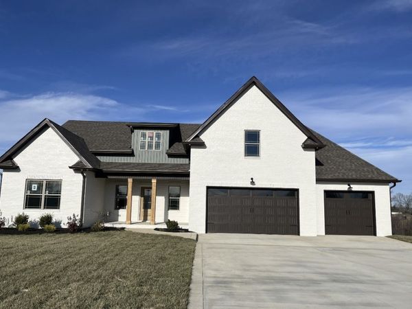 1015 Linder Ridge Rd , Woodlawn, TN 37191