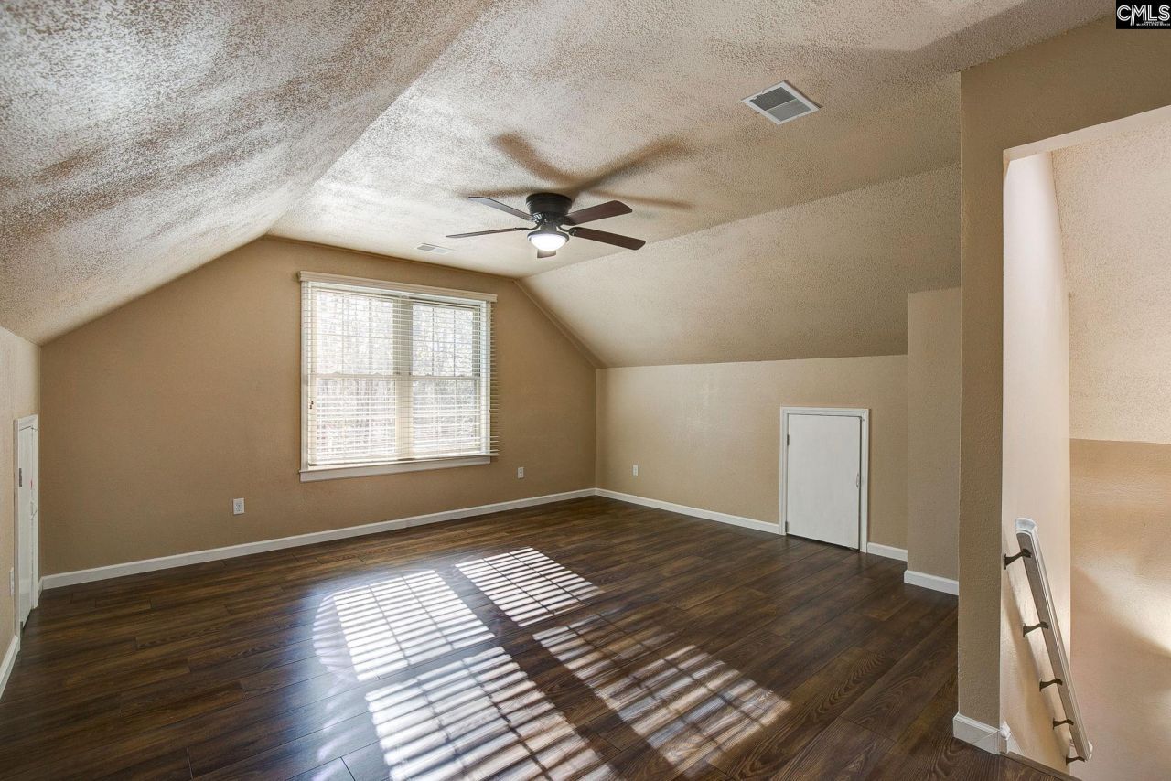 212 Running Deer Drive Photo 38