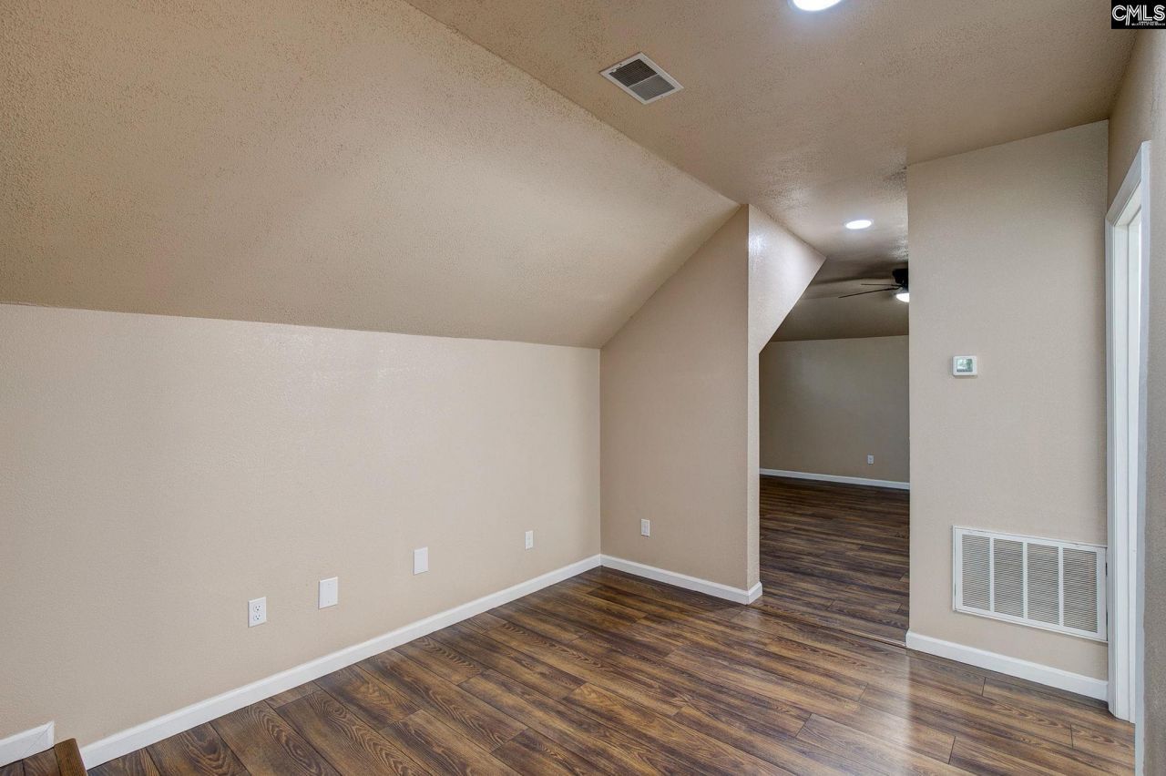 212 Running Deer Drive Photo 40