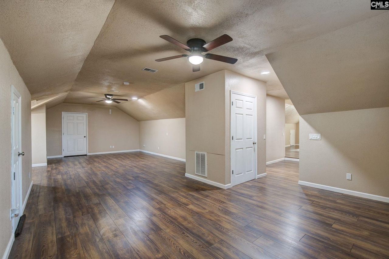 212 Running Deer Drive Photo 44