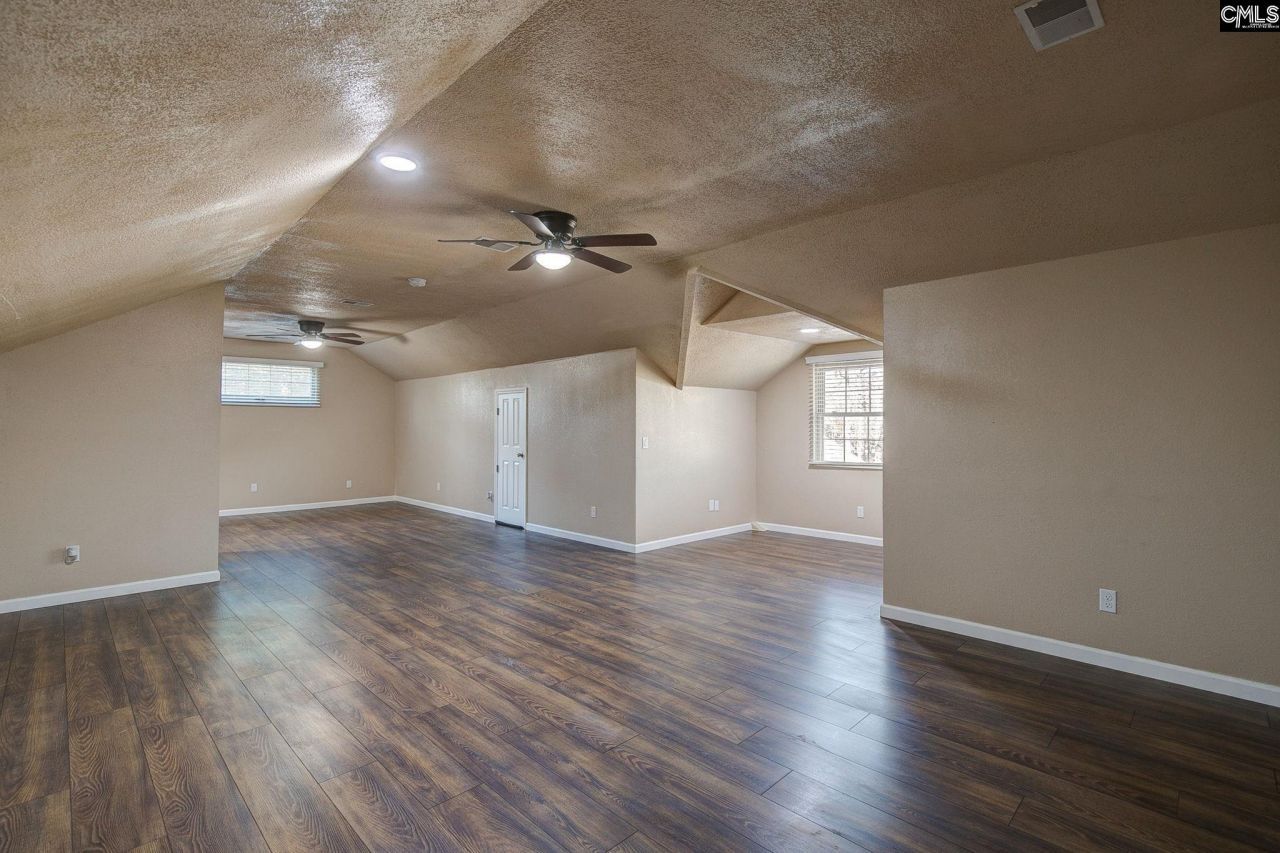 212 Running Deer Drive Photo 45