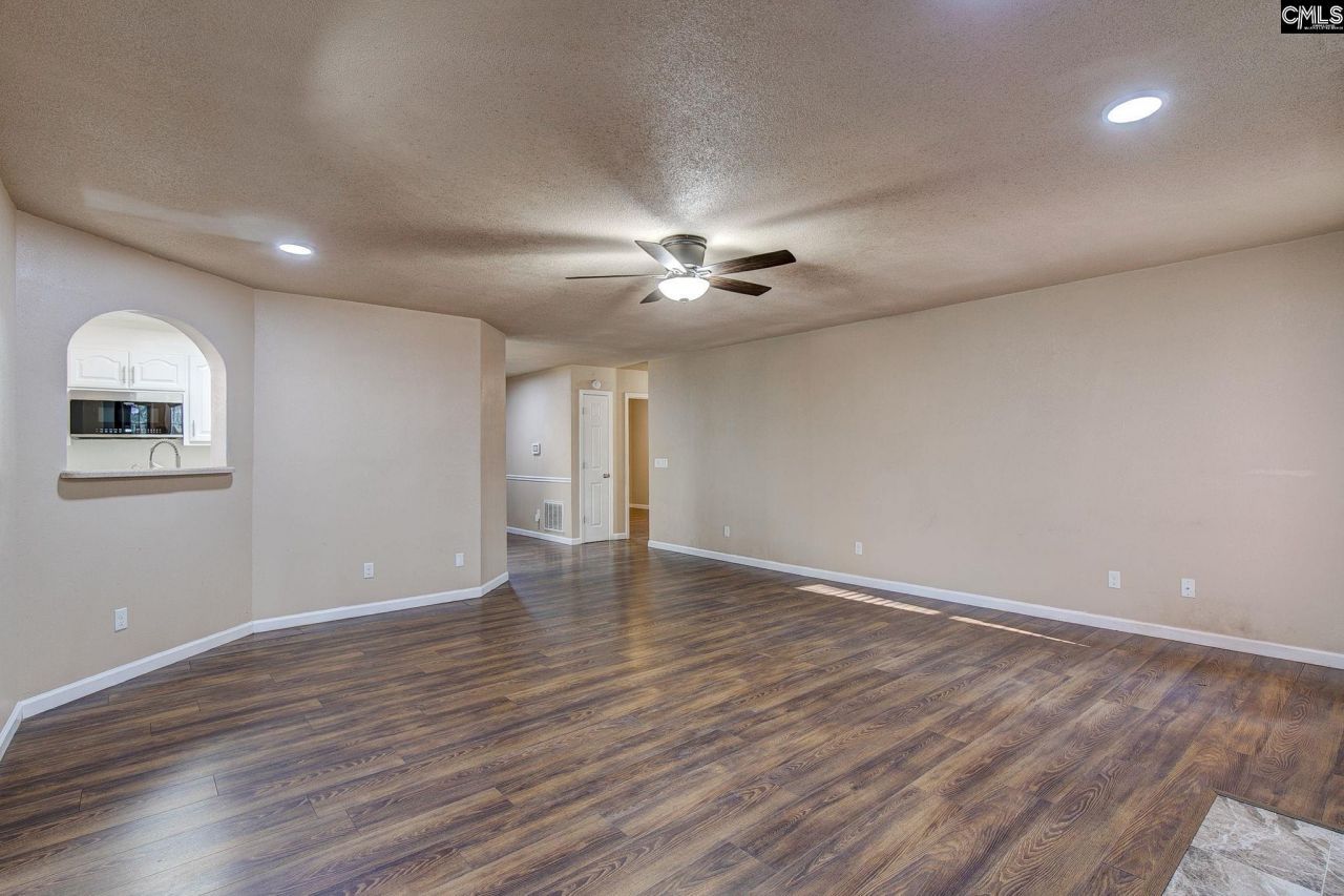 212 Running Deer Drive Photo 8