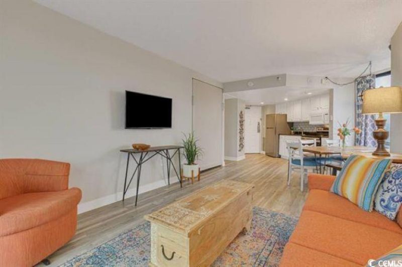 2710 N Ocean Blvd. Photo 5