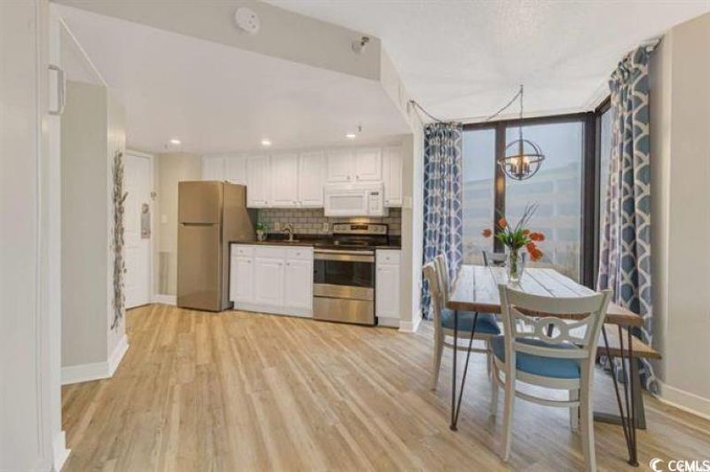 2710 N Ocean Blvd. Photo 6