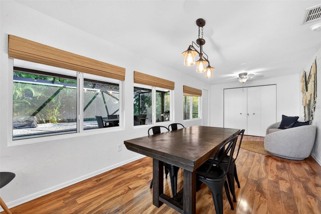 6215 Rodgers Avenue, Sarasota, FL 34231 Photo