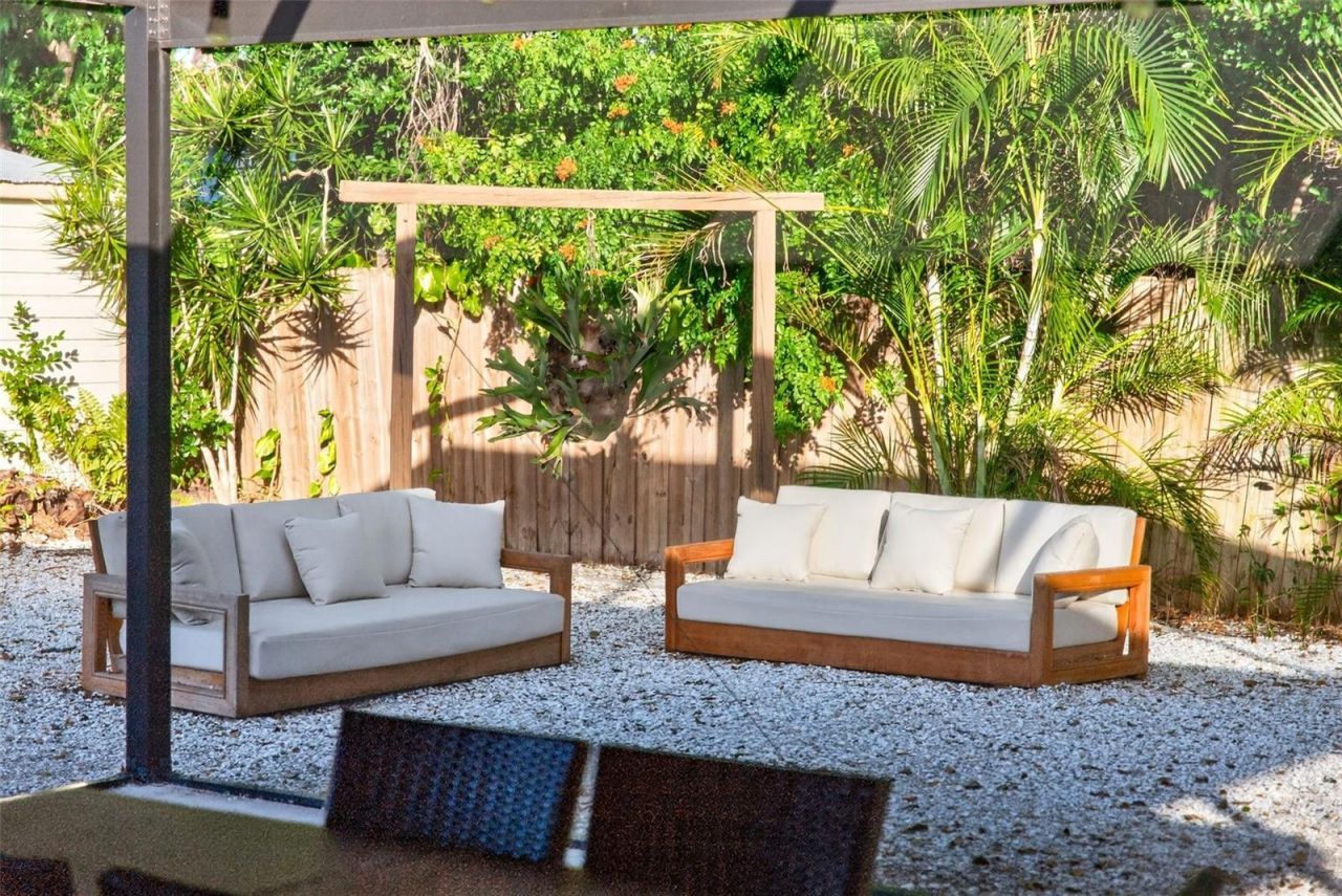 6215 Rodgers Avenue, Sarasota, FL 34231 Photo