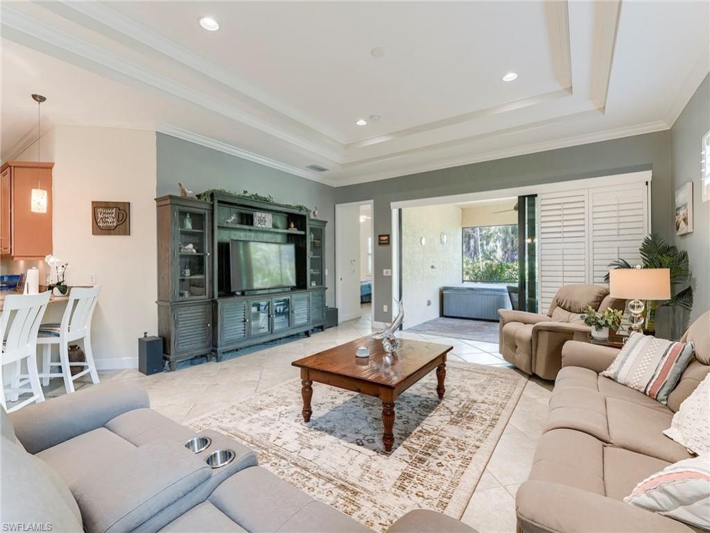 9483 Isla Bella Cir, Bonita Springs, FL 34135 Photo