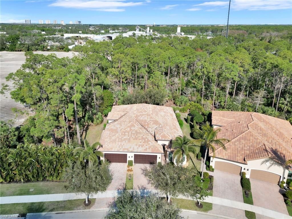 9483 Isla Bella Cir, Bonita Springs, FL 34135 Photo