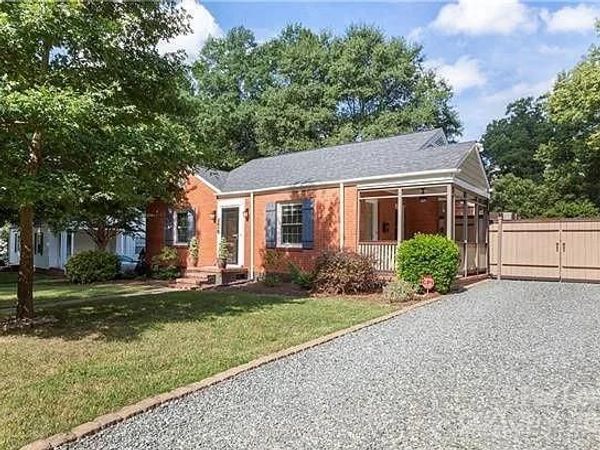 2618 Lumina Avenue, Charlotte, NC 28208