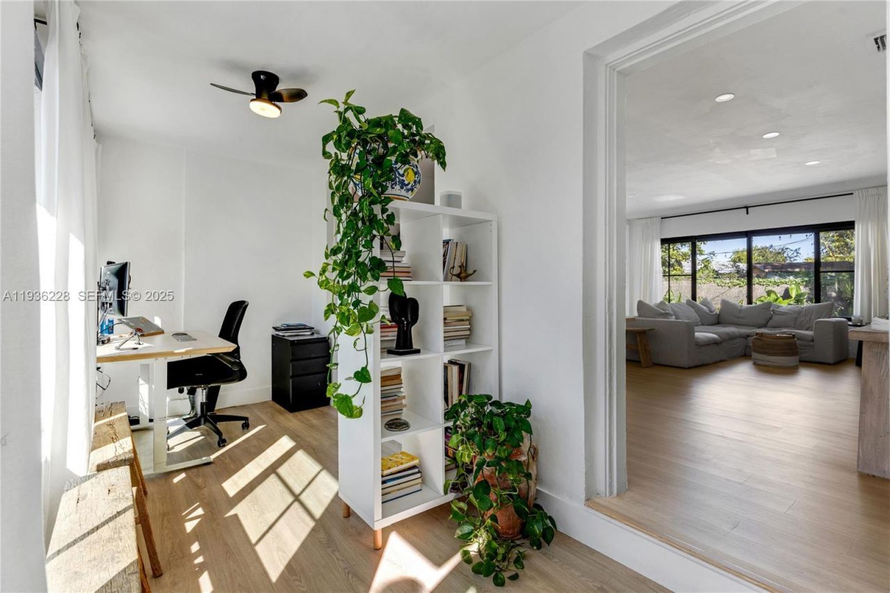 1775 NW 132nd St, Miami, FL 33167 Photo