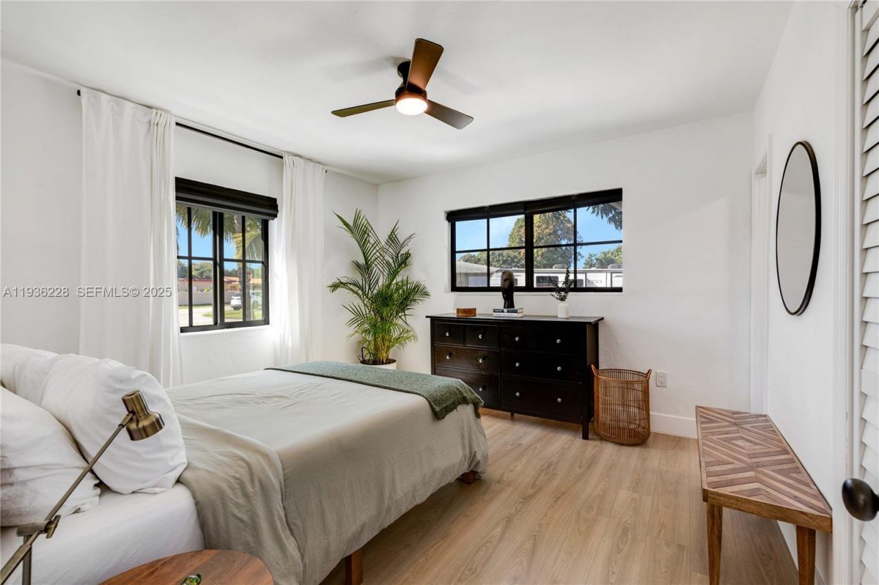 1775 NW 132nd St, Miami, FL 33167 Photo