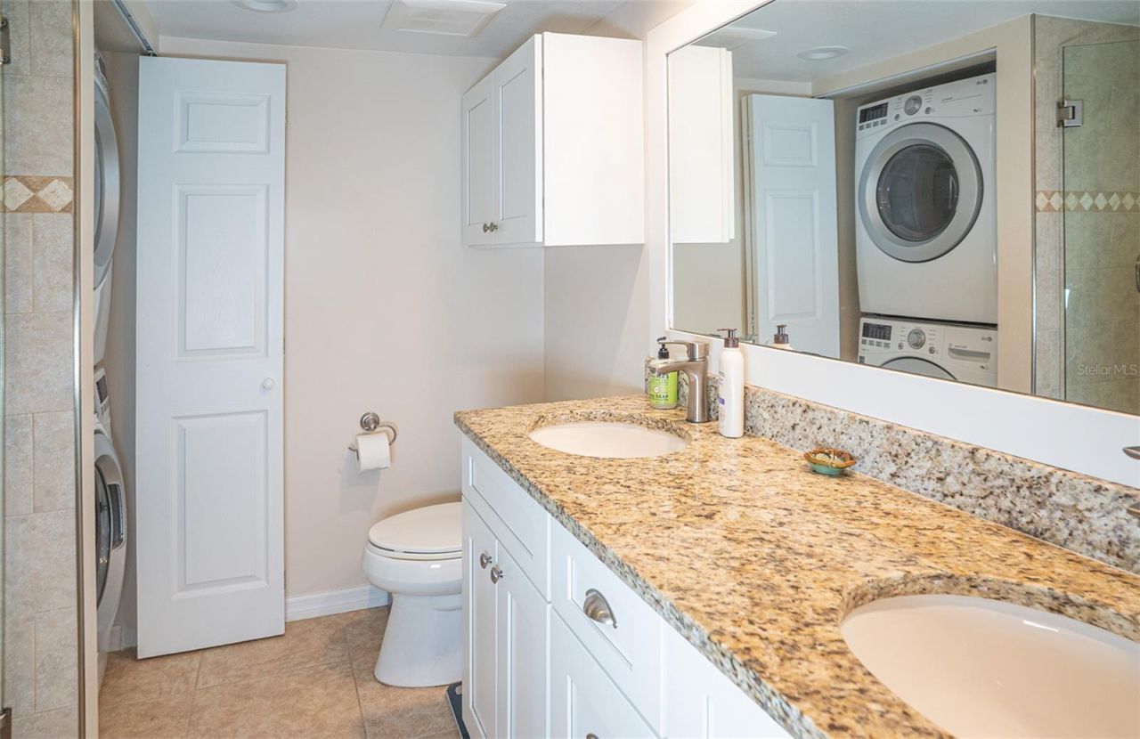433 Cerromar Lane, Unit 541, Venice, FL 34293 Photo