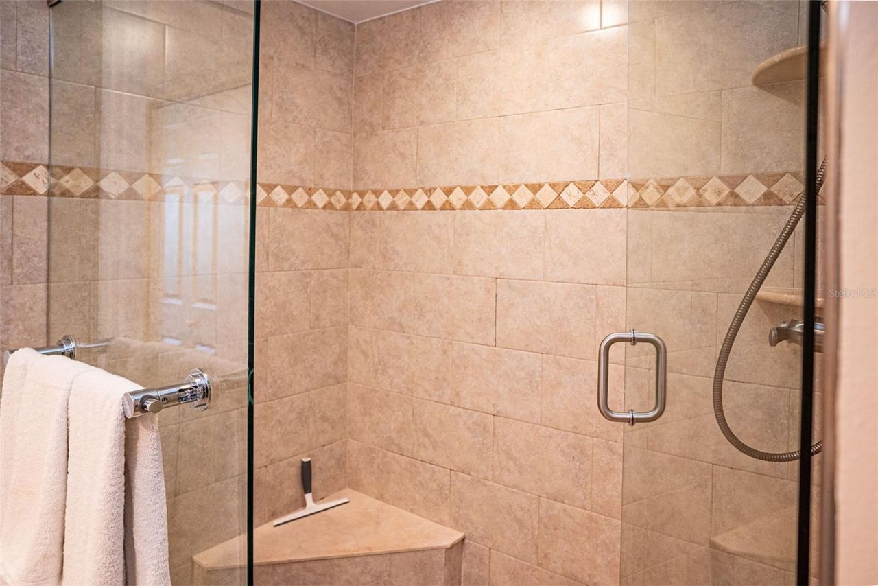 433 Cerromar Lane, Unit 541, Venice, FL 34293 Photo