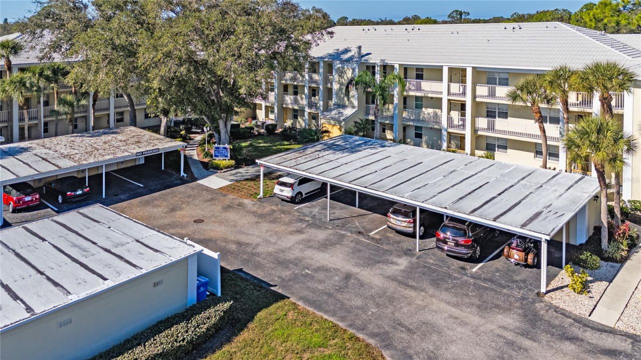433 Cerromar Lane, Unit 541, Venice, FL 34293 Photo