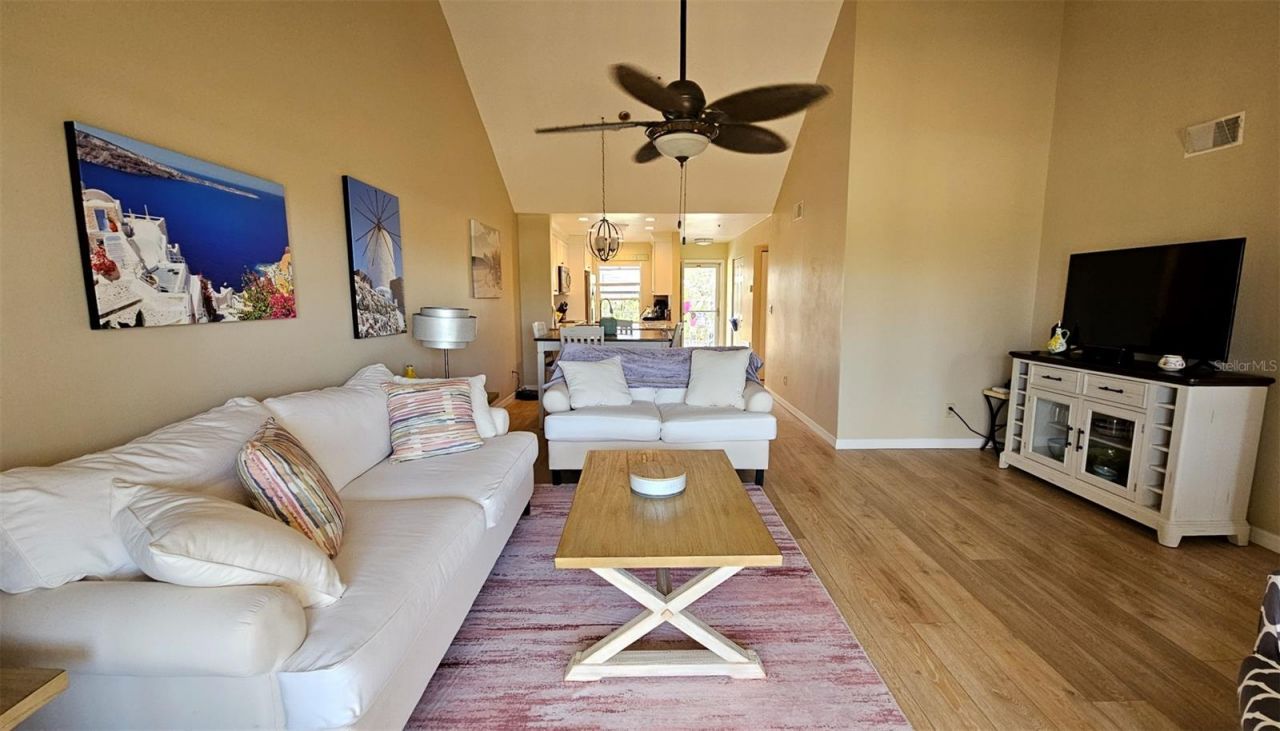 433 Cerromar Lane, Unit 541, Venice, FL 34293 Photo