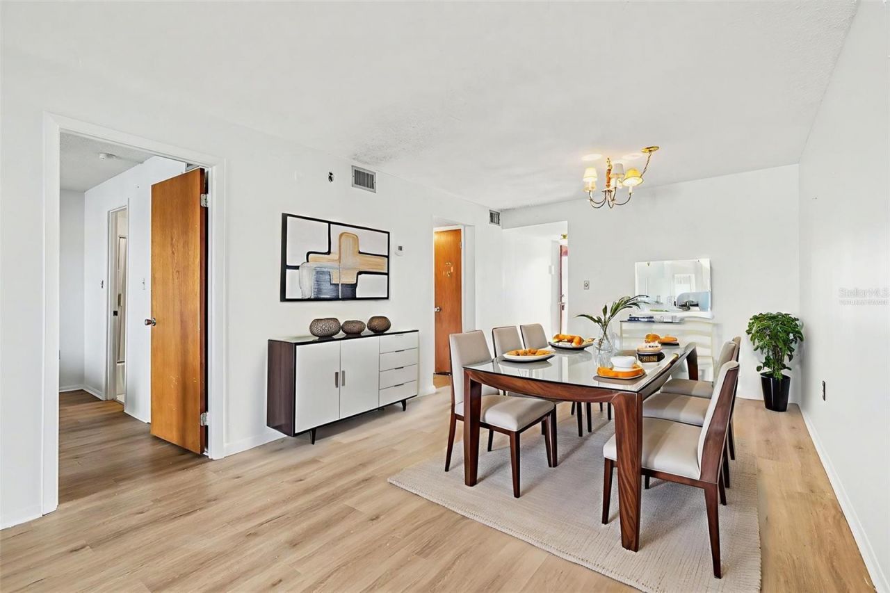 3723 Lake Bayshore Drive, Unit H206, Bradenton, FL 34205 Photo