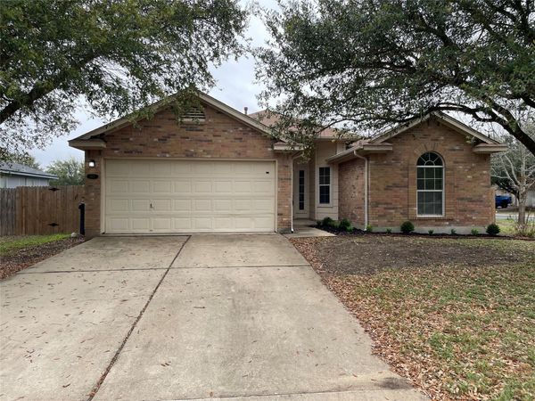 602 Losoya CT, Hutto, TX 78634